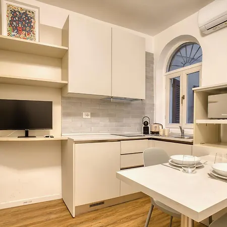 Joivy Compact Studio Near City Centre * Milan