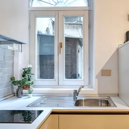 Joivy Compact Near Centre Daire *