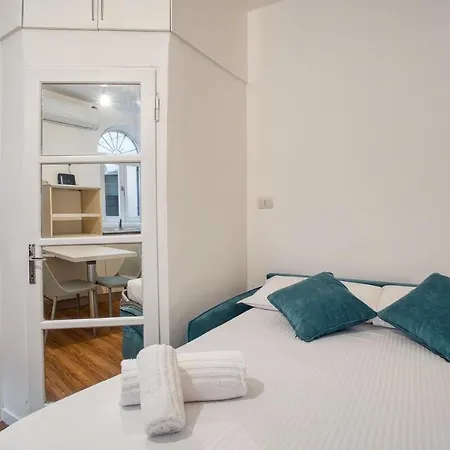 Joivy Compact Studio Near City Centre Milan
